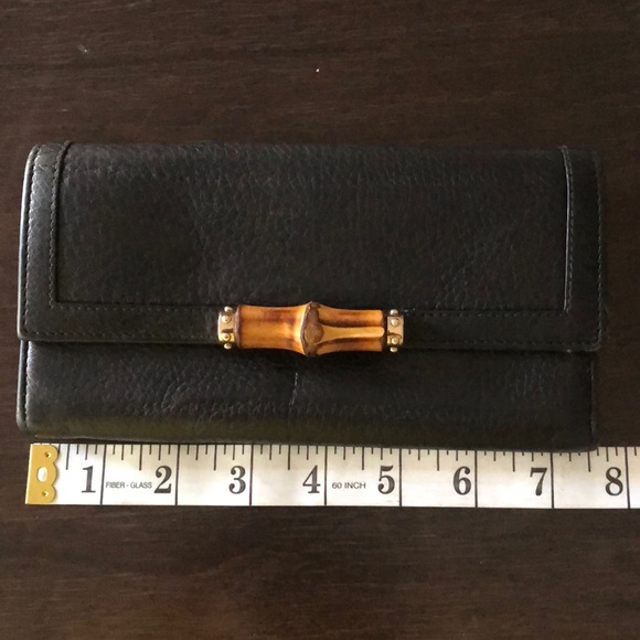 Authentic Vintage Gucci Bamboo Wallet - Picture 7 of 16